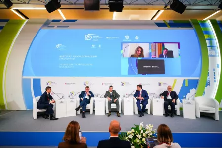 На РЭН обсудили проблемы и перспективы российской нефтегазовой отрасли